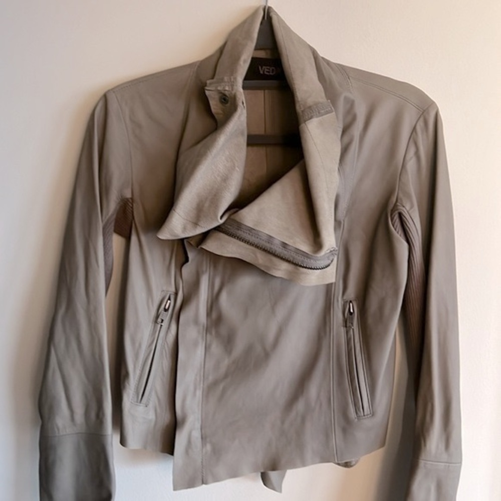 VEDA Leather Moto Biker Jacket - Picture 5 of 15